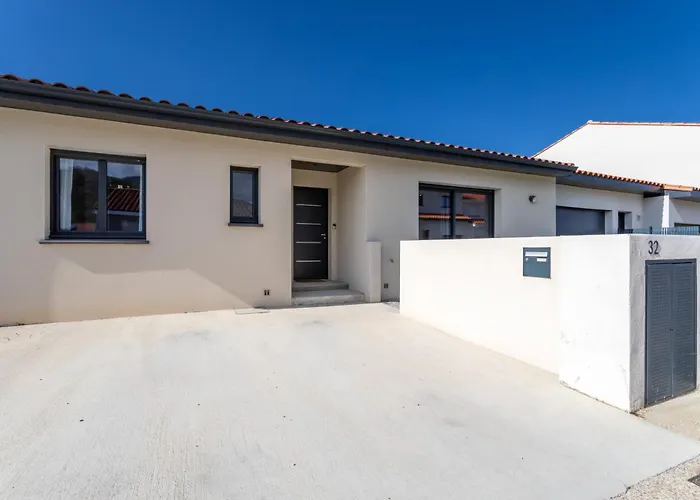 Rascola Piscine 4 Etoiles Villa